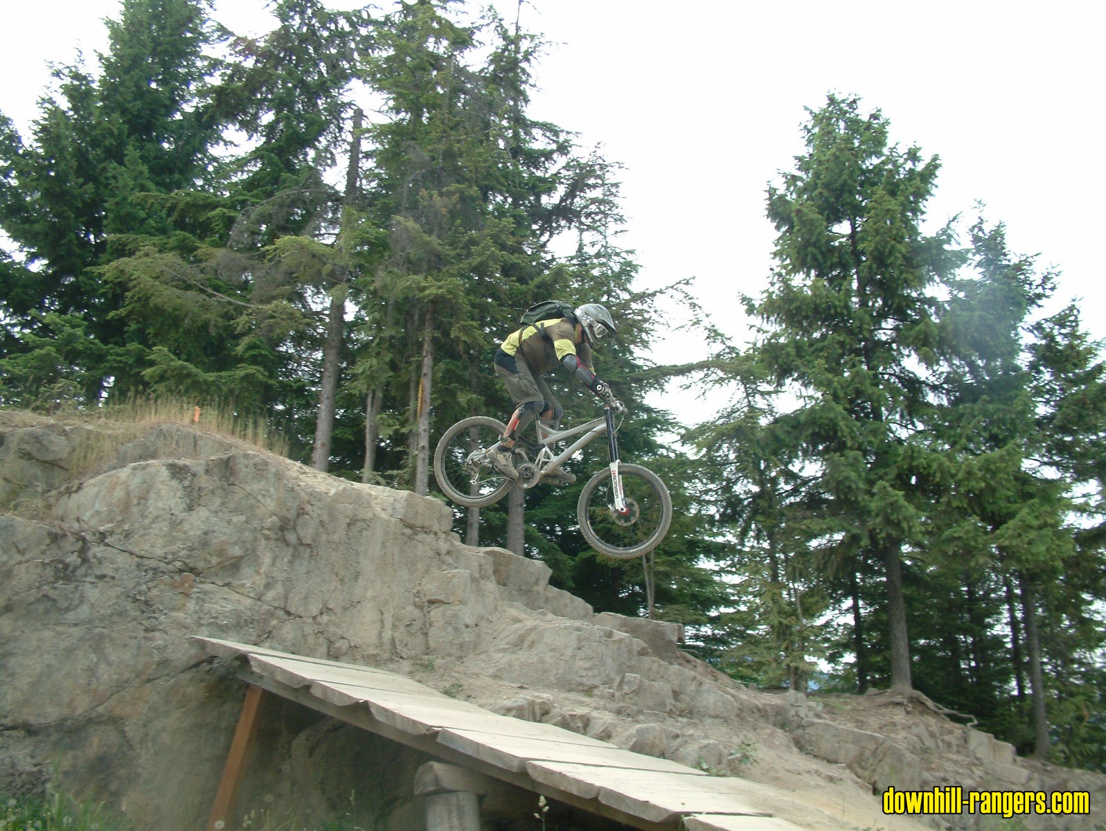 Wolfi-GLC-Drop