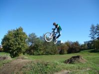 Dirtsesion
Dateiname: 2406759_1223989863393l.jpg