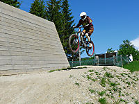 Semmering Freeride Table
Dateiname: P1030628-Christina-Table-aufgehellt-crop.jpg