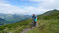 Freeride in Saalbach
Dateiname: P1070423-Sandra-Panorama.jpg