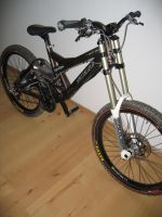 So gehts in die Saison 2007
Dateiname: Specialized_Demo_8_Saison_2007_002_bearbeitet.JPG