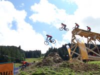 Adidas Slopestyle 2008
Dateiname: benbojkoxupdrop.jpg