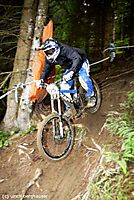 Leogang �M
Dateiname: downhill_09_07_Leogang_IXS_09_07_11_Leogang_Sa_small_Leo_Sa_003_JPG_small.jpg