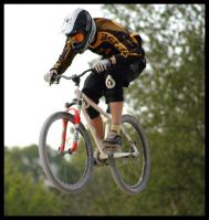 BMXXX
Dateiname: f21t352p9936213n1.jpg