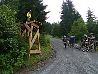 Richie Schley checkt neuen Roadgap auf der ProLine
Dateiname: saalbach-hinterglemm-roadgap-richie-schley.jpg