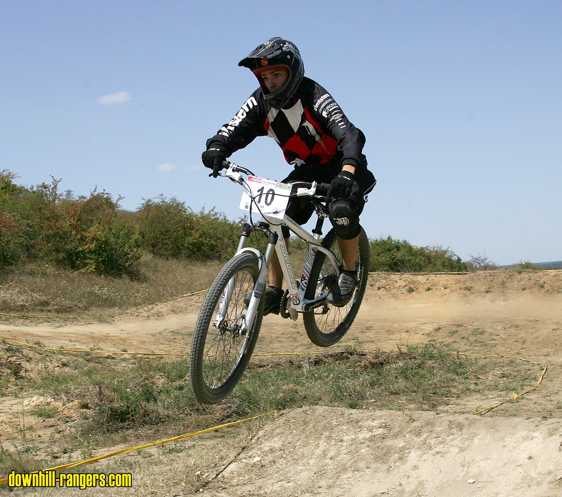 HJ4I2059_small