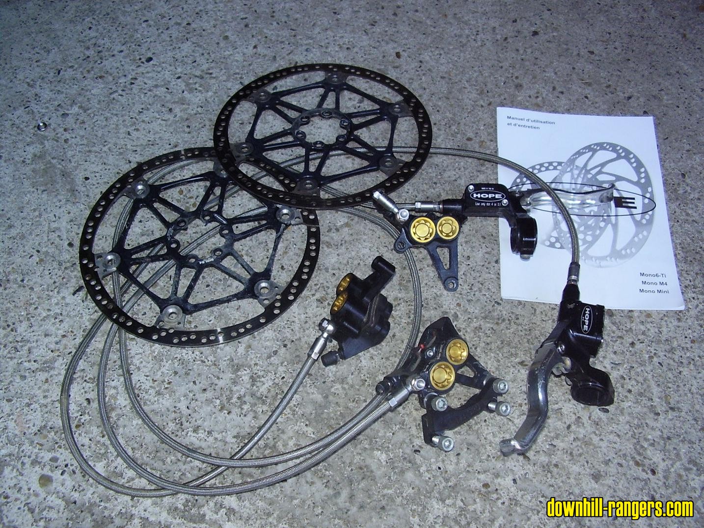 PC310853