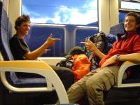 Ab nach Hause mit dem Zug
Dateiname: Heimfahrt_im_Zug.JPG