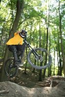 Jump im Wald
Dateiname: Kopie_von_Bild_055.jpg