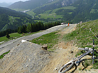 Leogang Streckenumbau 2014 - Gap
Dateiname: P1110784-Downhill-Langer-Sprung-Detail.jpg