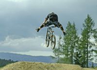 no foot slopestyle park
Dateiname: alex_sem1.jpg