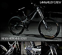 Lahnvalley Crew member Hermann Eder has a new ride custom V10
Dateiname: v102.jpg