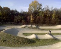 bmx bahn
Dateiname: DSC00067.JPG