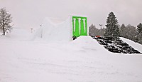 White Style 2011 Obstacles
Dateiname: Monster_Energy_White_Style_2011_presented_by_Kona2.jpg