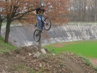 kiss of death �ber mini-double
Dateiname: mtb_training_6.jpg