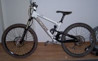 commencal meta 4x fahrbereit
Dateiname: 04_07_2007klein.jpg