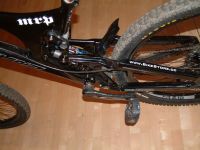 Santa Cruz V-10
Dateiname: DSCF0134-Side-Back-Bikestore.jpg