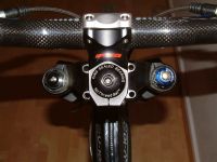 Cockpit - FSA Vorbau
Dateiname: DSCF0136-Stem-Headset.jpg