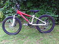 simon sein fahrrad
Dateiname: PICT0057_1247165284.JPG
