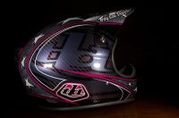 Troy Lee D2
Dateiname: tld_d2.jpg
