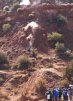 Anthony Messere Crash @ Red Bull Rampage 2012
Dateiname: r1-red-bull-rampage-2012-anthony-messere-crash.jpg