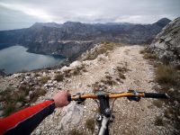 Bucht  von Kotor
Dateiname: Struge_ber_Bucht_von_Risan.jpg