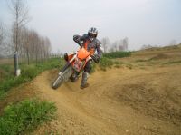 Erste  Motocross-Experimente
Dateiname: Cross_Torre.JPG