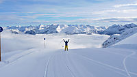 Piste f�r uns allein
Dateiname: P1040663-Sandra-Panorama-1600.jpg