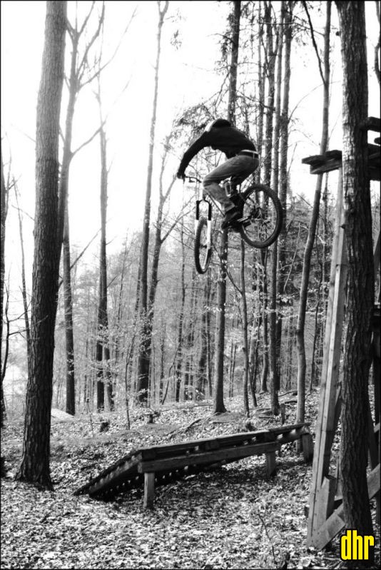 4m Drop - Foto Downhill Rangers