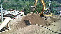 Bau der Dirt Jump Area - Bikepark Planai
Dateiname: biekpark-planai-bau-fotos-dirt-jump-area.jpg