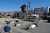 Trial Show Petr Kraus @ Nordkette Downhill.PRO
Dateiname: P1100637-Petr-Kraus-Trial-Jump-Over-People.jpg