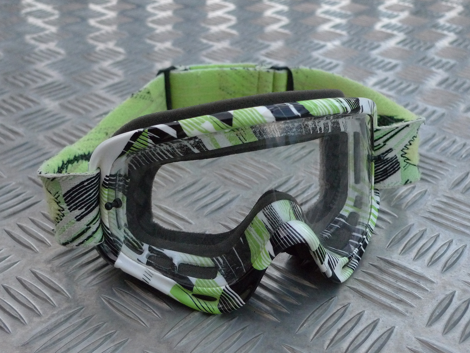 oakley dh goggles