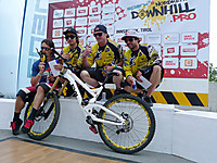 MS Evil Racing gewinnt Nordkette Downhill.PRO
Dateiname: P1090382-Nordkette-Downhill-MS-Evil-Racing.jpg